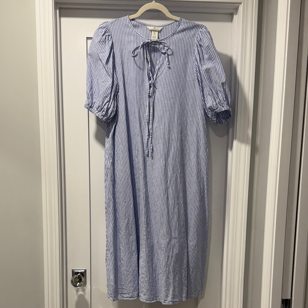 H&M Light Blue Striped Midi Dress